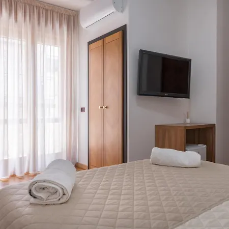 Couette-café Cioldino 4*